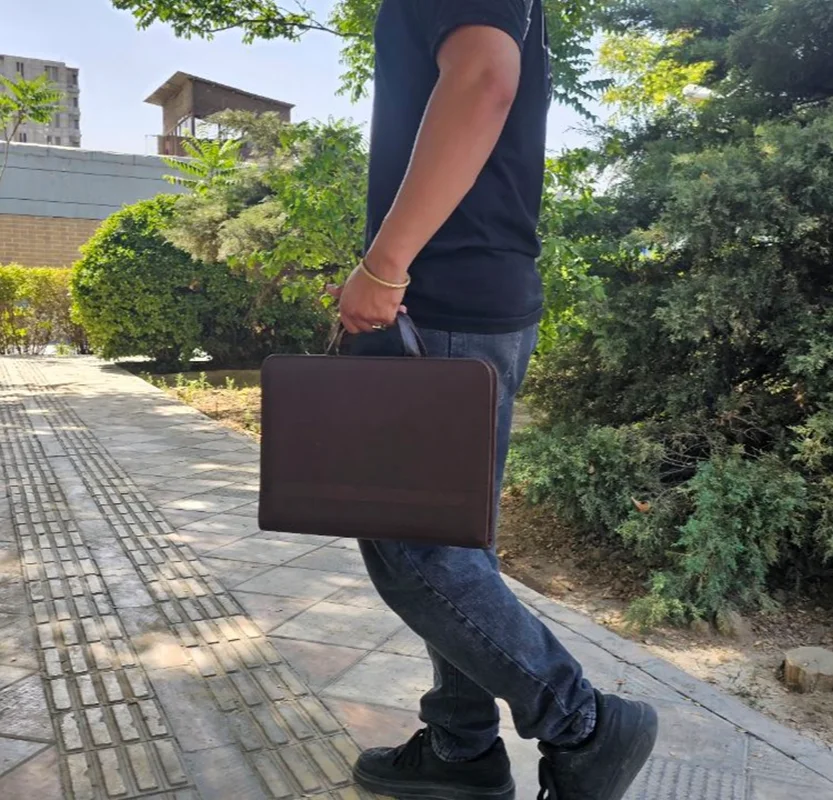 کیف کلاستوری دسته دار مدل P-250
